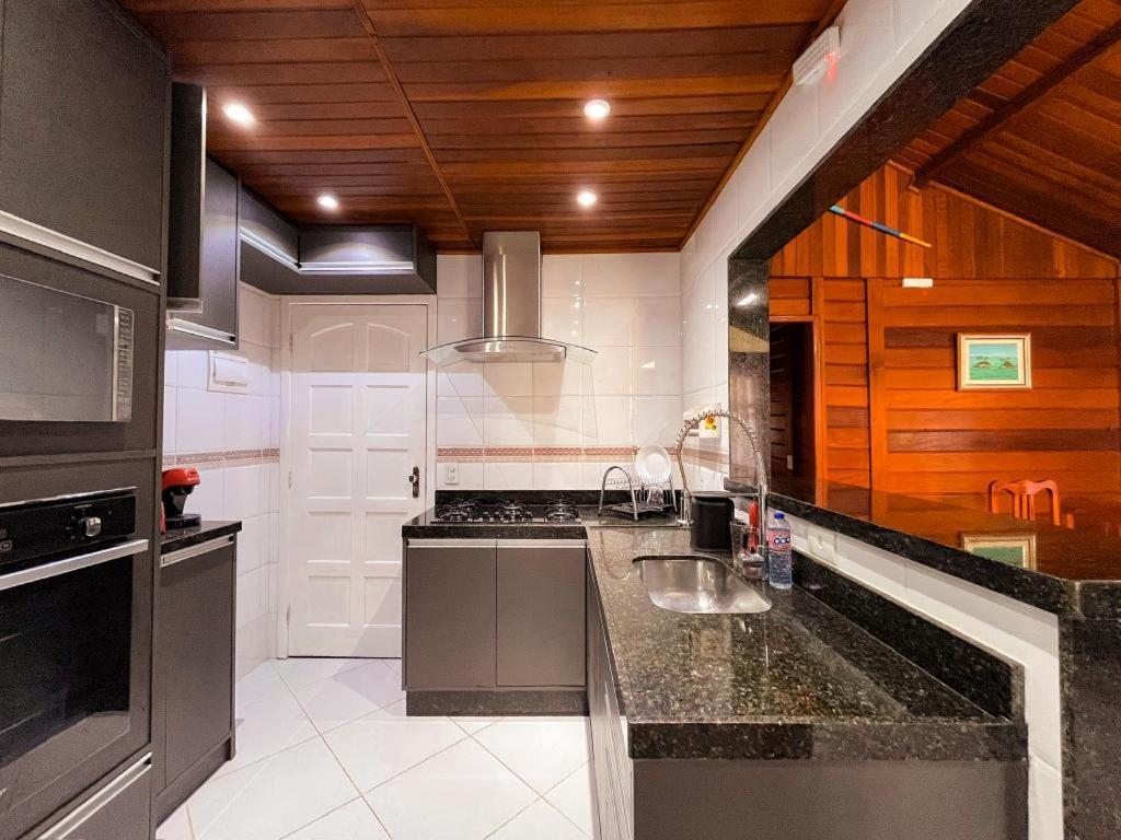 Angra Pier600 Casa 2 Beira Mar